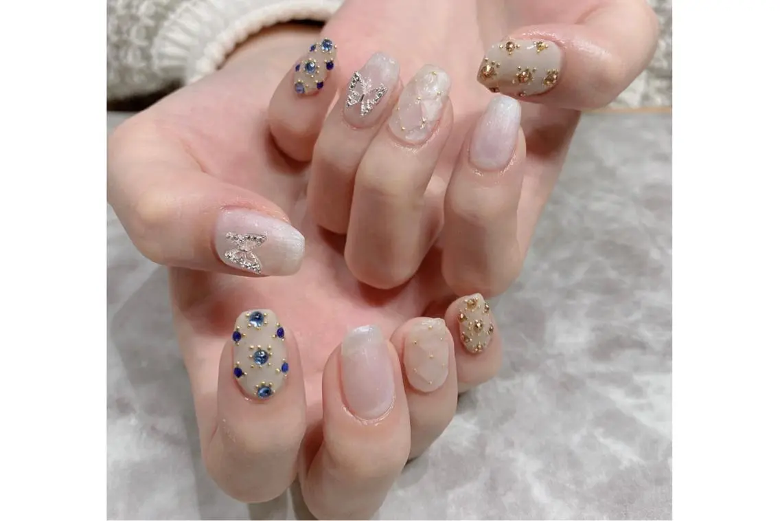 ネイル ハンドネイル 長谷川 奈緒美のネイルデザイン