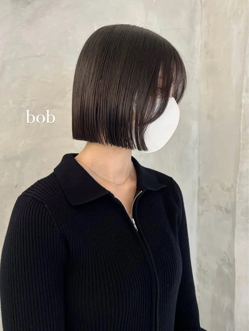 ミディアム ボブ カット ヘアカラー トリートメント 切りっぱなしボブ/ 艶カラー/綾莉のヘアスタイル
