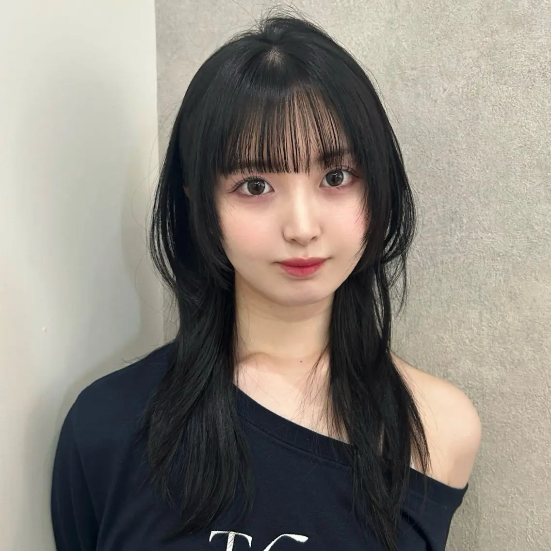 セミロング カット ヘアカラー トリートメント ヘッドスパ ヘアセット ハッシュカット🖤✨ 顔周り/韓国ヘアのヘアスタイル