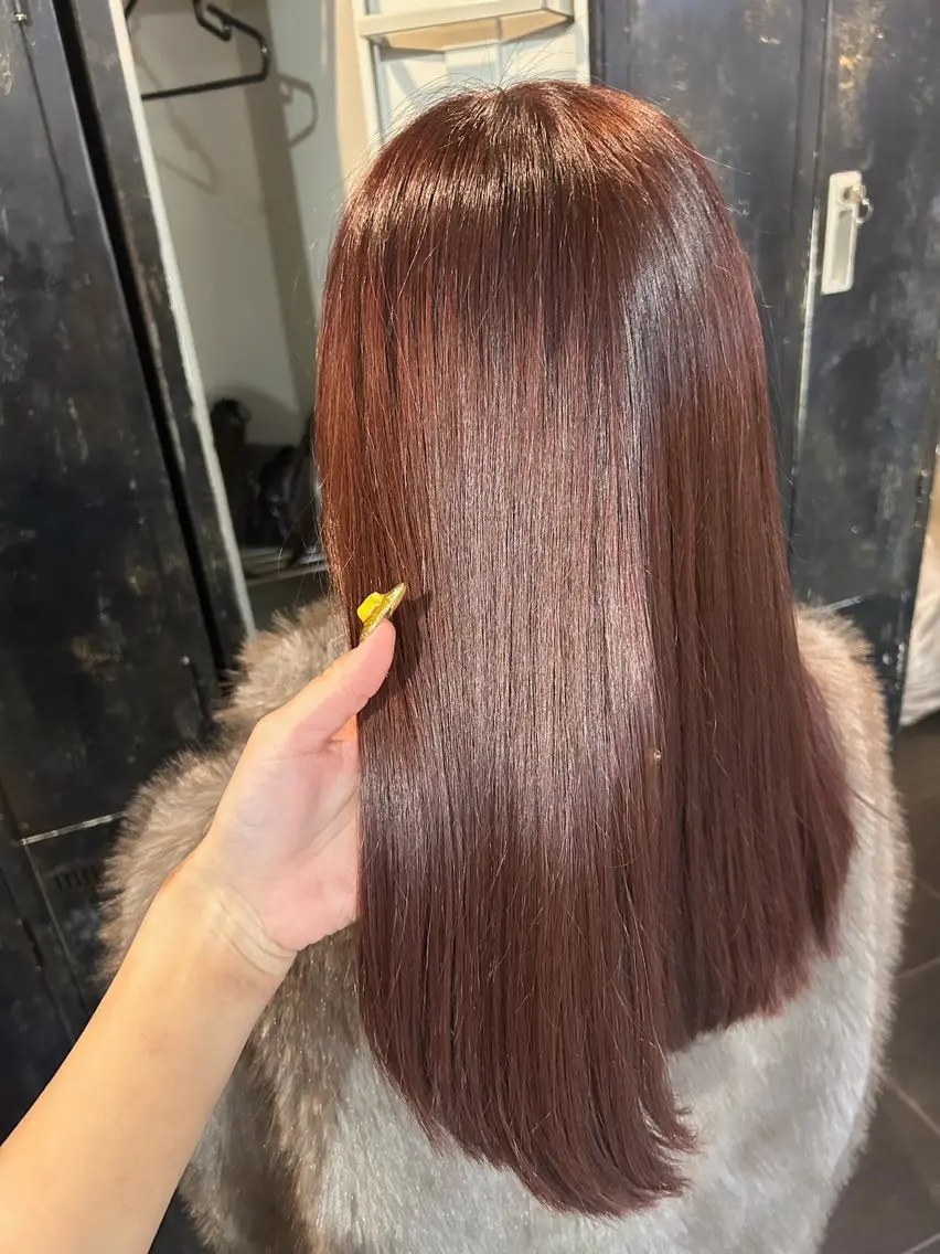 ミディアム レッドブラウン 透明感カラー/おがわ まな🎀のヘアスタイル