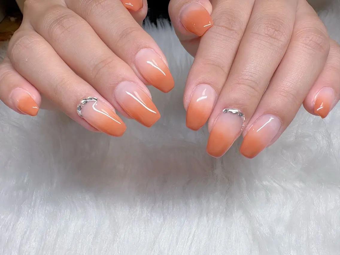 ネイル ストーンネイル ハンドネイル エン Nail salonのネイルデザイン