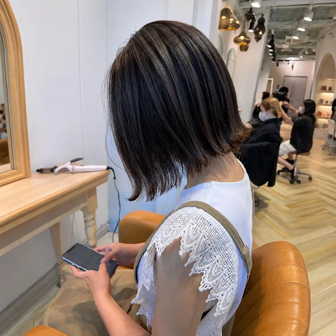 ショート チョコレートブラウン ヘアカラー トリートメント 縮毛矯正／髪質改善 小野竜聖のヘアスタイル