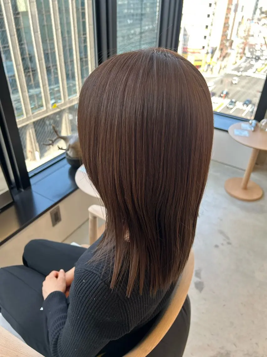 ミディアム カラー ヘアカラー トリートメント SiLO Yukinaのヘアスタイル