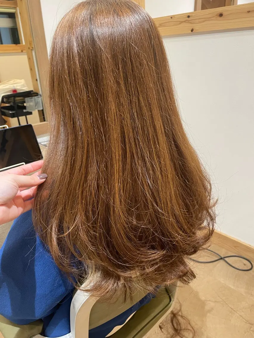 ロング レイヤーカット 山口 里莉のヘアスタイル