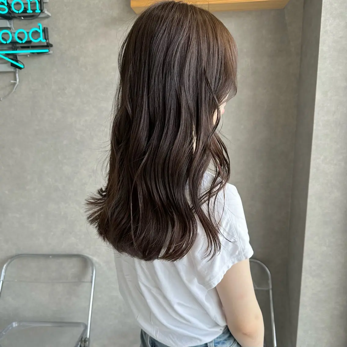 セミロング カラー はちすか るかのヘアスタイル