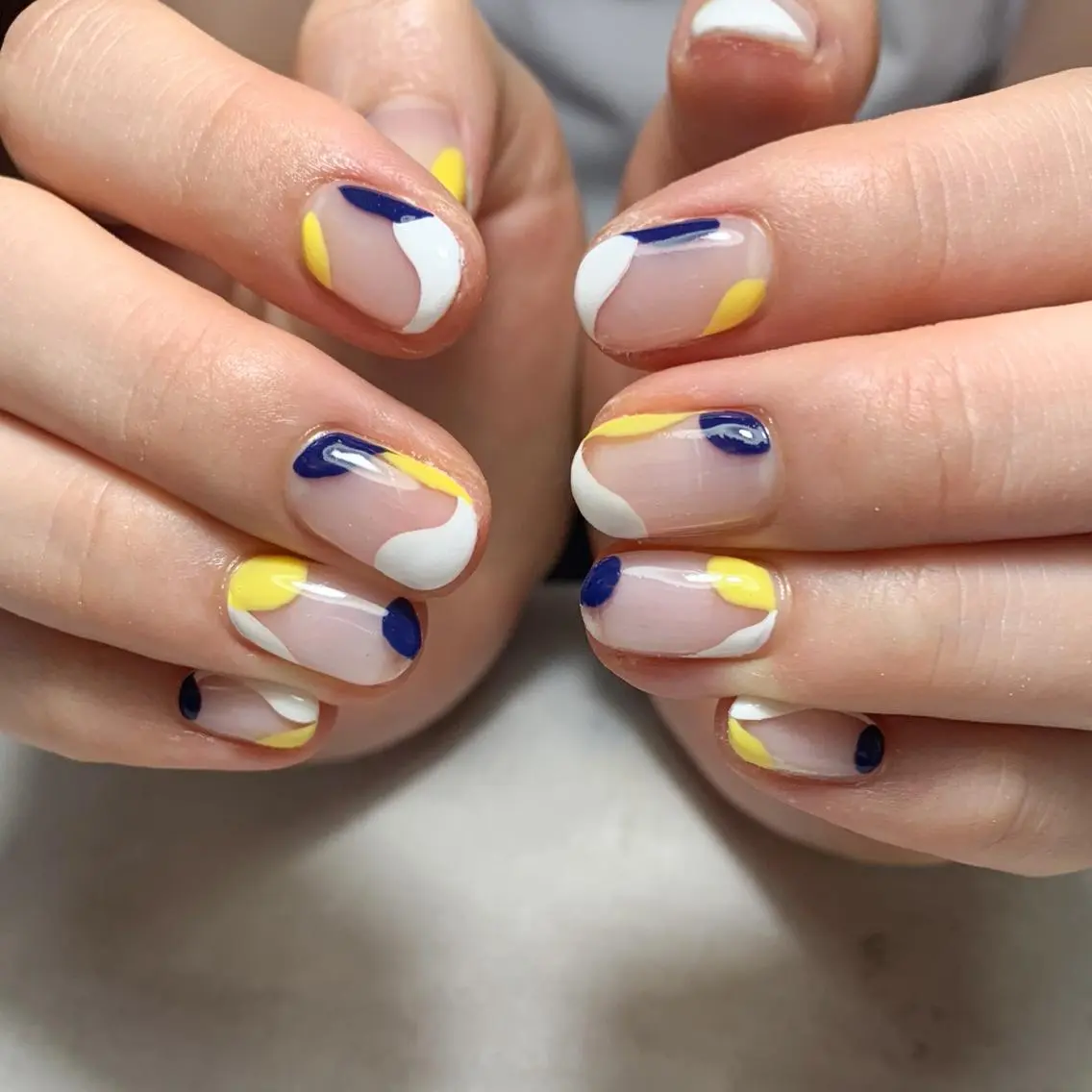 ネイル ハンドネイル FIORITURA aiのネイルデザイン