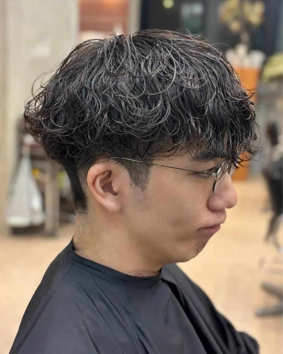 パーマ メンズ メンズパーマ 刈り上げ 波巻きパーマ カット パーマ 高橋一平 elima byのヘアスタイル