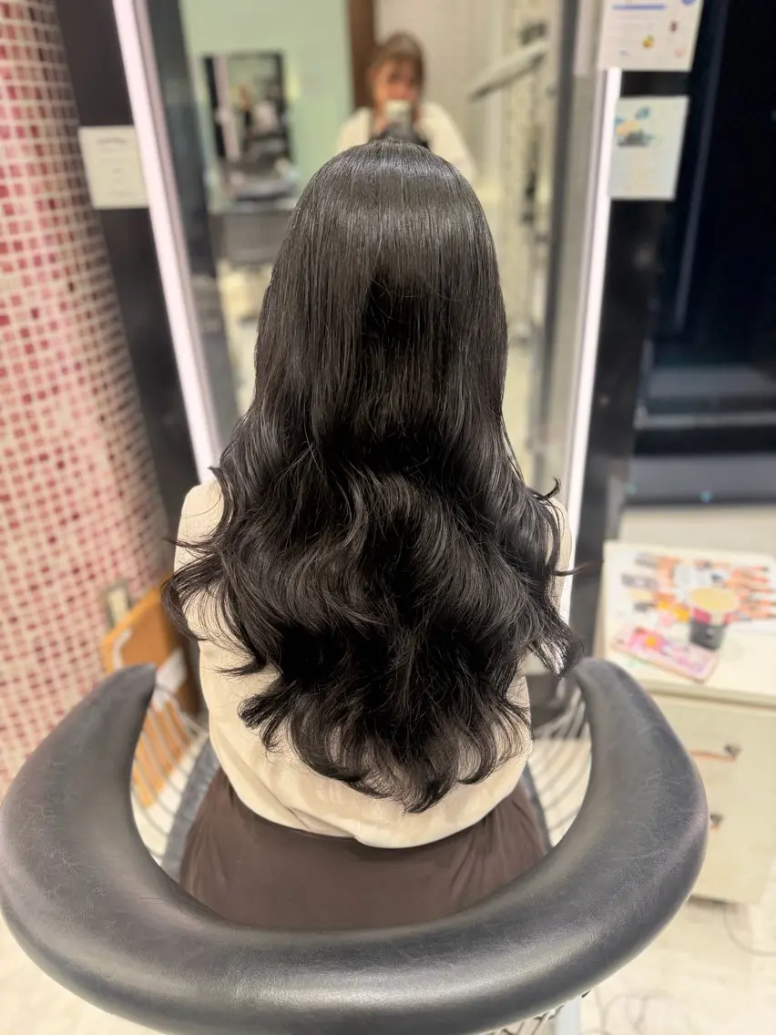 ロング カラー ヘアカラー トリートメント 韓国風カラーお任せ アサコサユリ🎀の眉毛・アイブロウイメージ