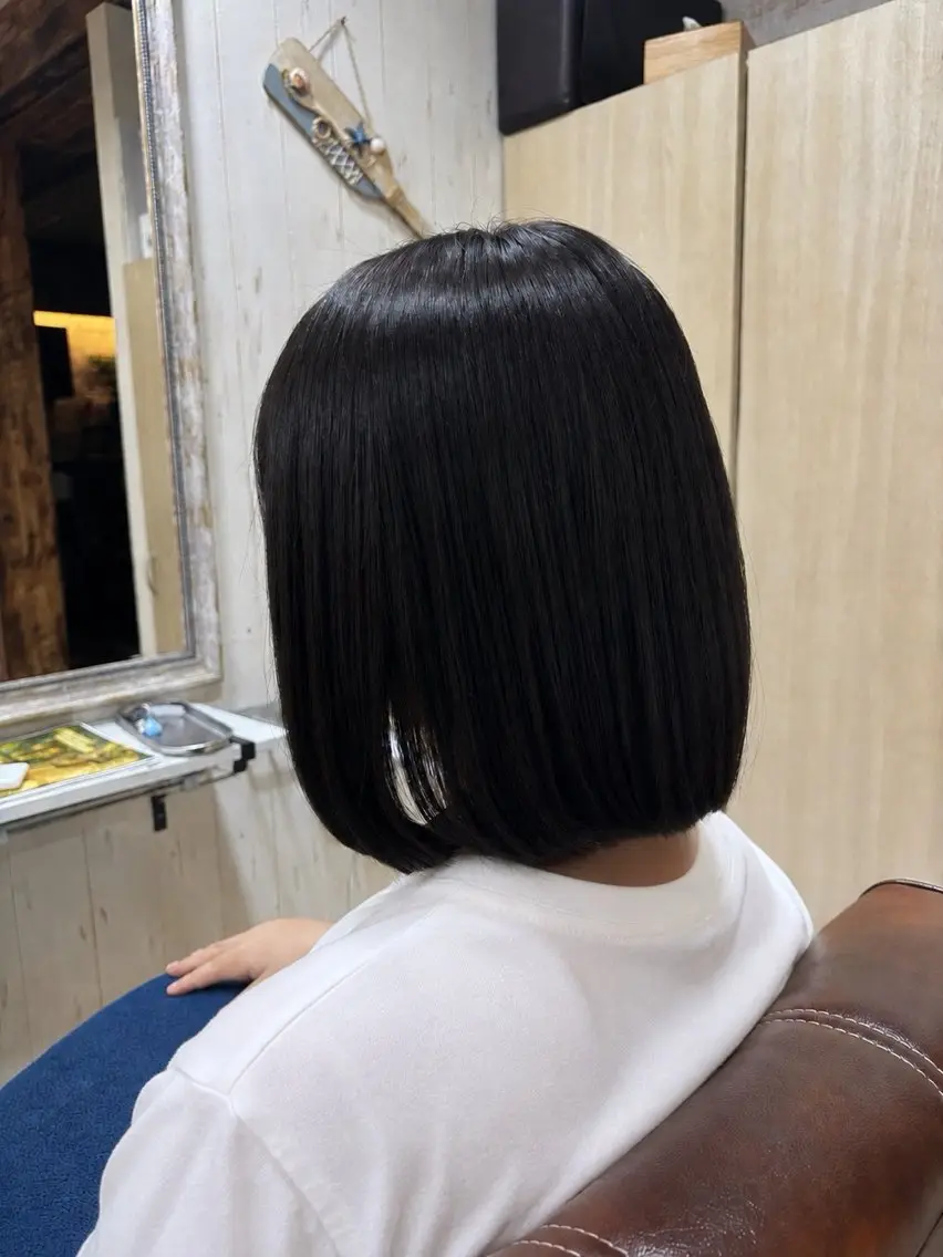 ミディアム カット ボブ/ボブレイヤー 特化まなとのヘアスタイル