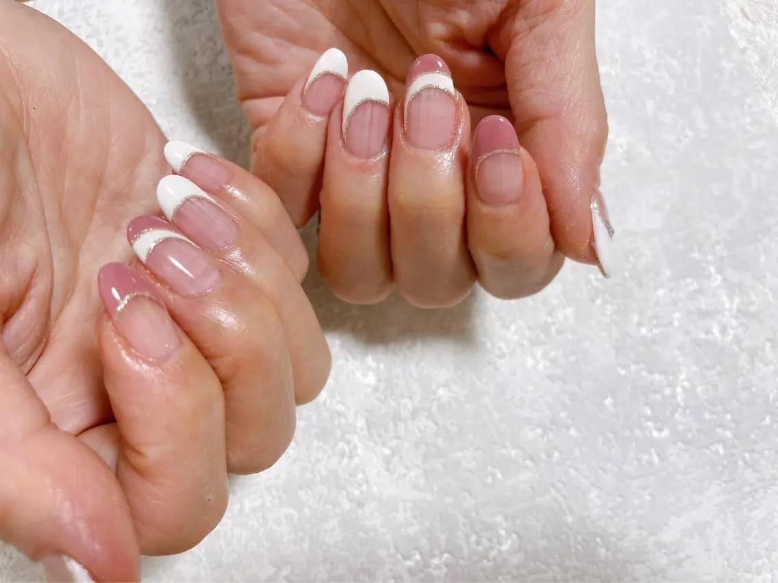 ネイル オーロラネイル フットネイル フレンチネイル ジェルネイル 韓国ネイル ハンドネイル kiki nail &brow二子玉川のネイルデザイン