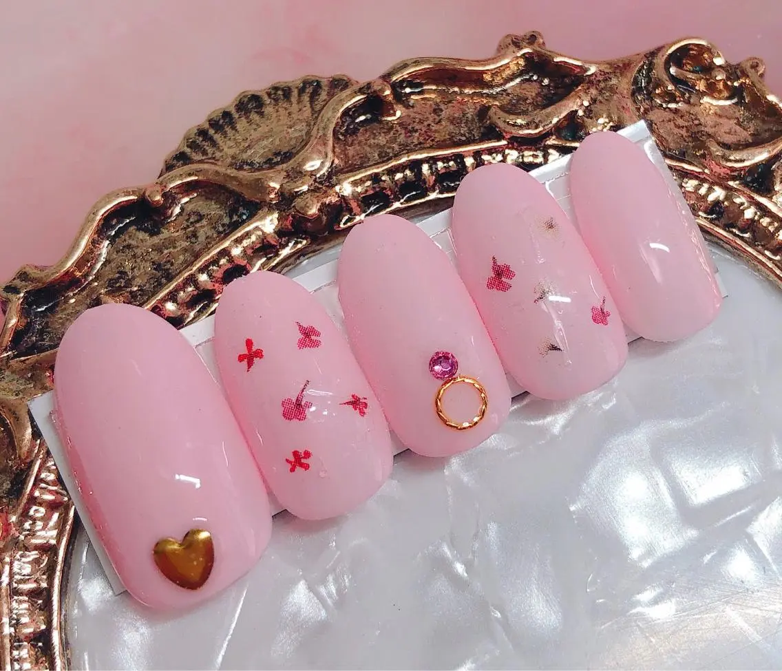 ネイル ハンドネイル CROWN プライベートサロンのネイルデザイン