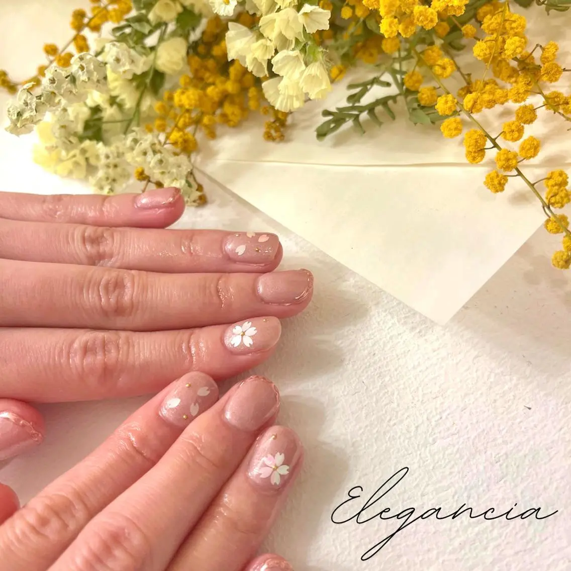 カラー ネイル Elegancia. Hiromiのネイルデザイン