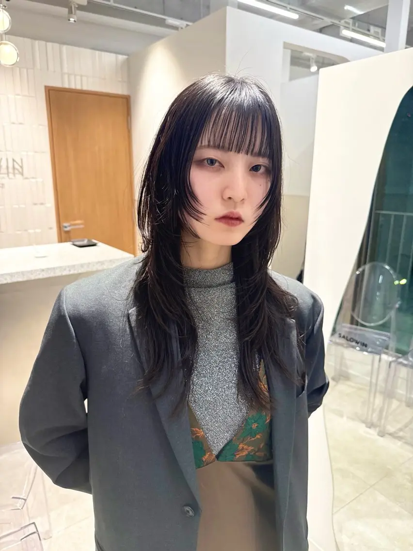 ロング ロングレイヤー レイヤーカット ロング ウルフカット ウルフレイヤー カット ✂︎ウルフカット /レイヤーカット✂︎のヘアスタイル