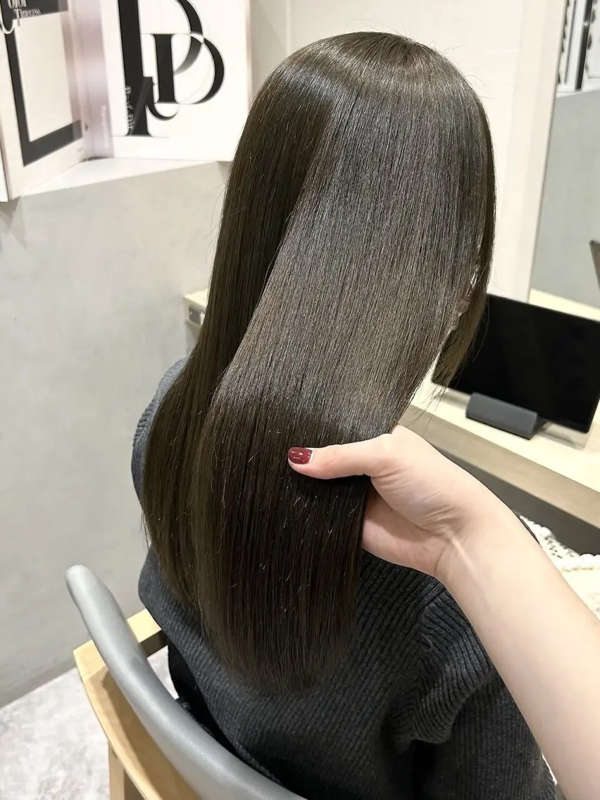 ロング lovest _ 藤田 彩也菜のヘアスタイル