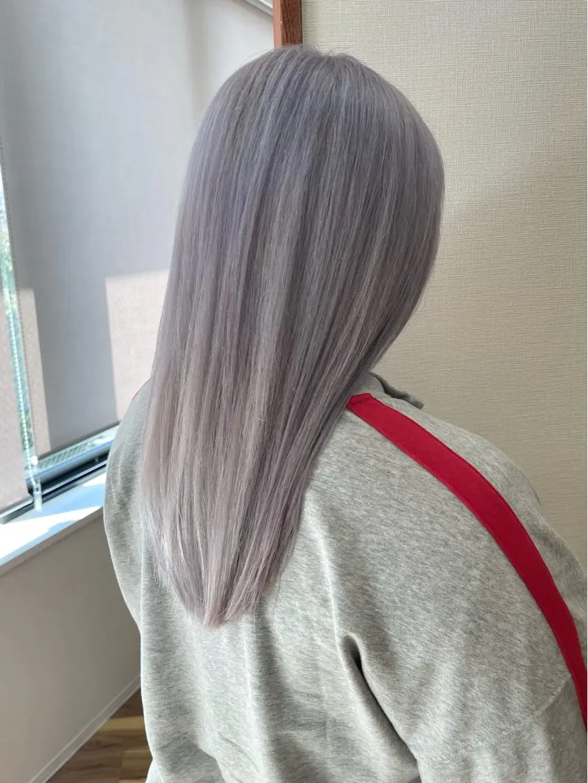 ロング カラー ラベンダーカラー カット ヘアカラー トリートメント 田室 和幸のヘアスタイル