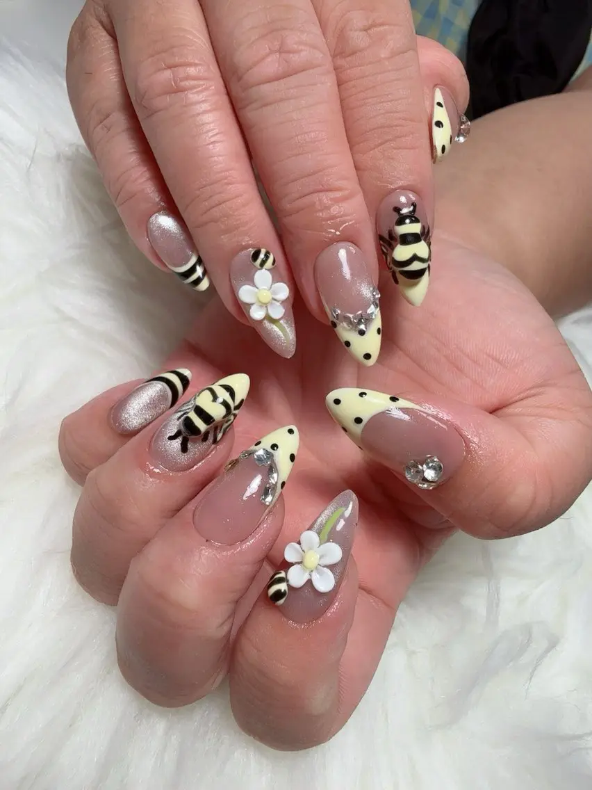 ネイル ハンドネイル ZUNBEE Nailのネイルデザイン