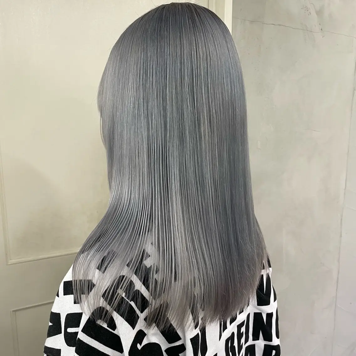 セミロング カラー カット ヘアカラー RorriM natsuのヘアスタイル
