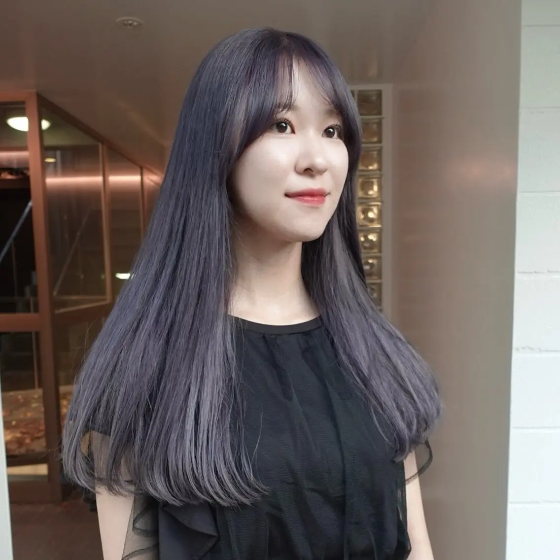 ロング カラー ヘアアレンジ ハイトーンカラー ラベンダーカラー カット ヘアカラー トリートメント 🌐サトウ リョウ🌐のヘアスタイル