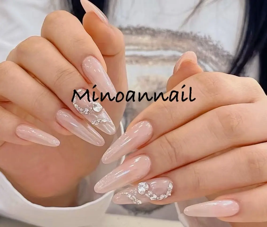 ネイル 持ち込み 美ノ庵ネイルサロン メトロポリタン前店のネイルデザイン