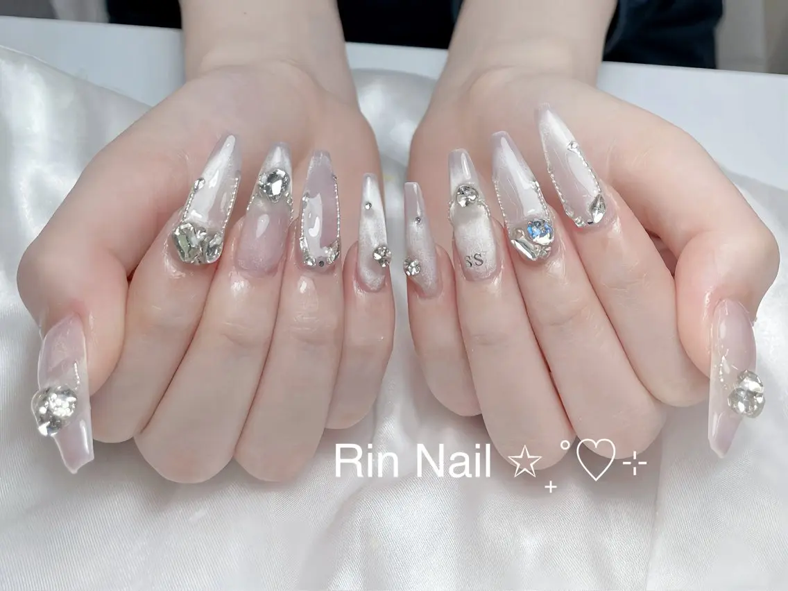 ネイル チークネイル フラッシュネイル フラワーネイル フットネイル ジェルネイル ハンドネイル Rin Nail Shinokuboのネイルデザイン