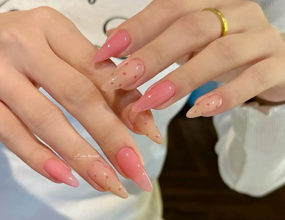 ネイル ハンドネイル ハンドケア リン リンのネイルデザイン