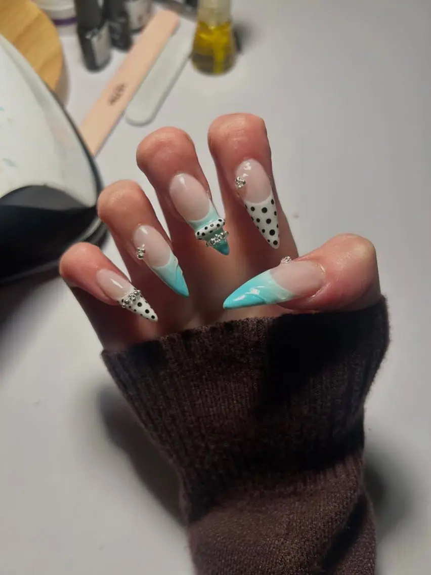 ネイル アートネイル ジェルネイル 韓国ネイル ニュアンスネイル 夏ネイル ハンドネイル Umee Nailのネイルデザイン