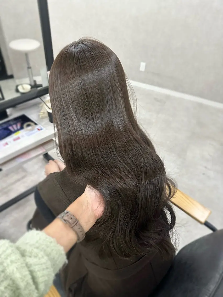 ロング カラー カット ヘアカラー トリートメント Rinka/梅田/ 透け感カラー🤎のヘアスタイル