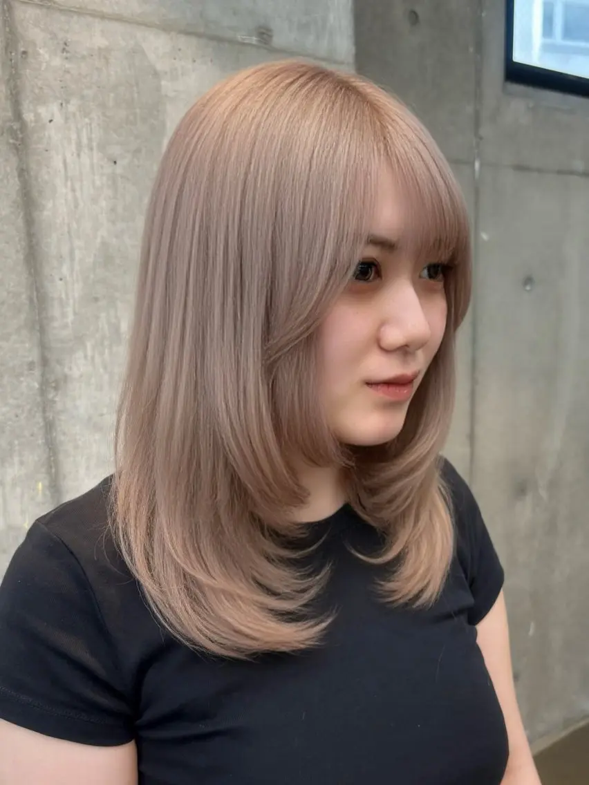 ミディアム カラー ヘアカラー トリートメント ミルクティー/ レイヤー/yuriaのヘアスタイル