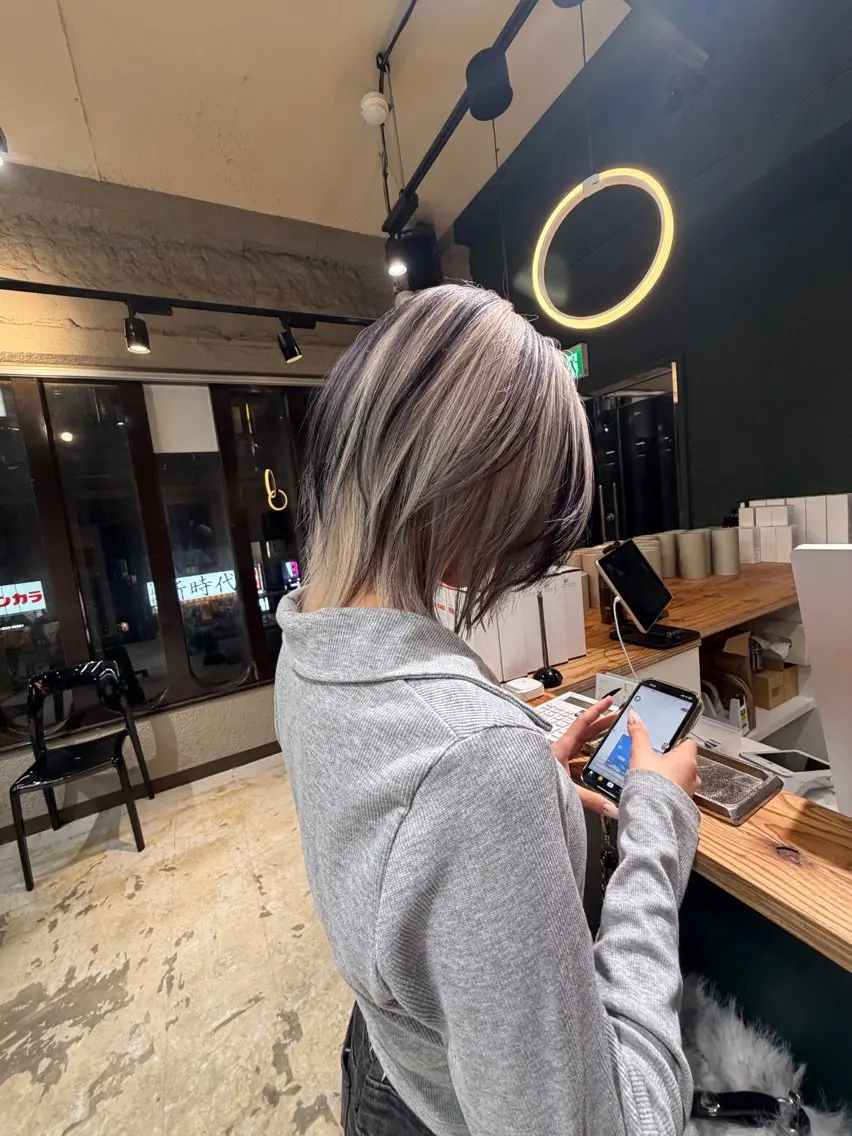 カラー 💖艶ハイトーン髪質 改善💖ケンシンのヘアスタイル
