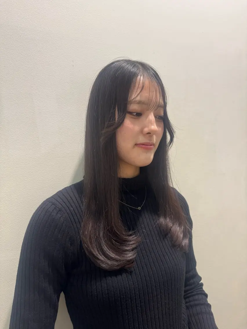 ロング レイヤーカット 吉留 文月のヘアスタイル