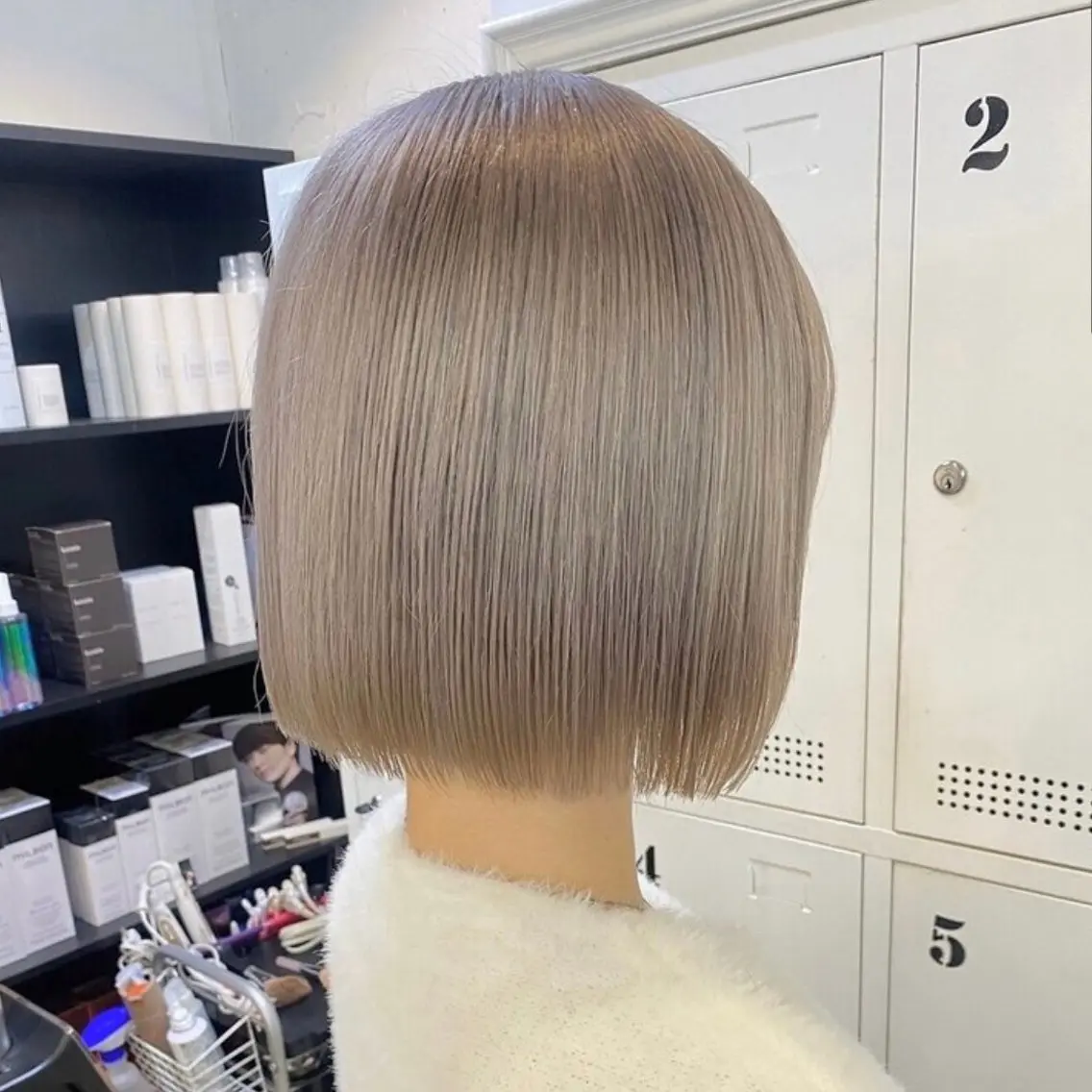 ショート カラー 透明感カラー×艶髪 🍒Mihoのヘアスタイル