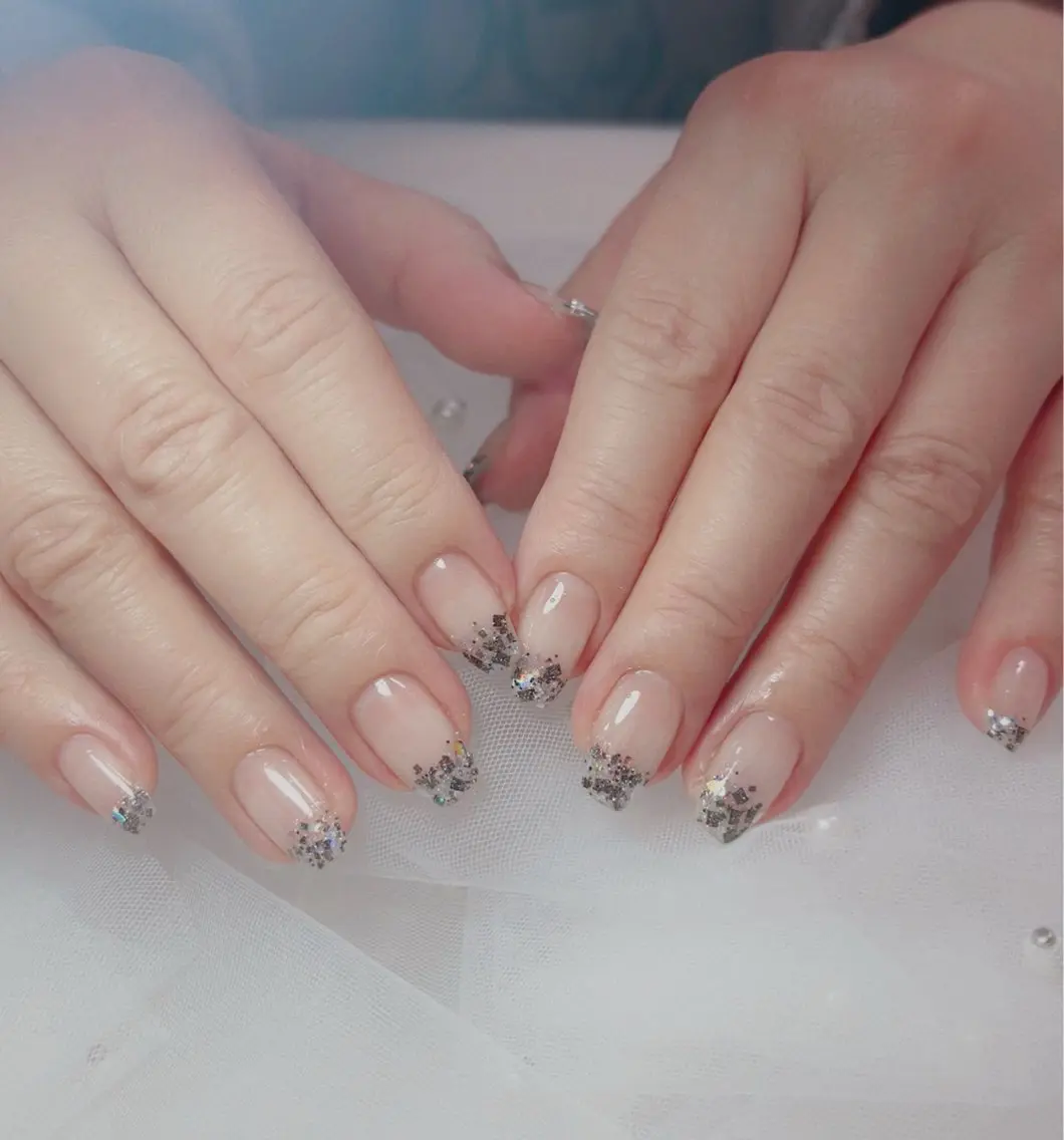 ネイル オーロラネイル 長さ出し フットネイル 韓国ネイル ラメ(グリッター) 👍thumbs up nail👍のネイルデザイン