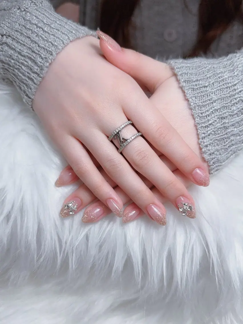 ネイル W·mai nail 関内のネイルデザイン