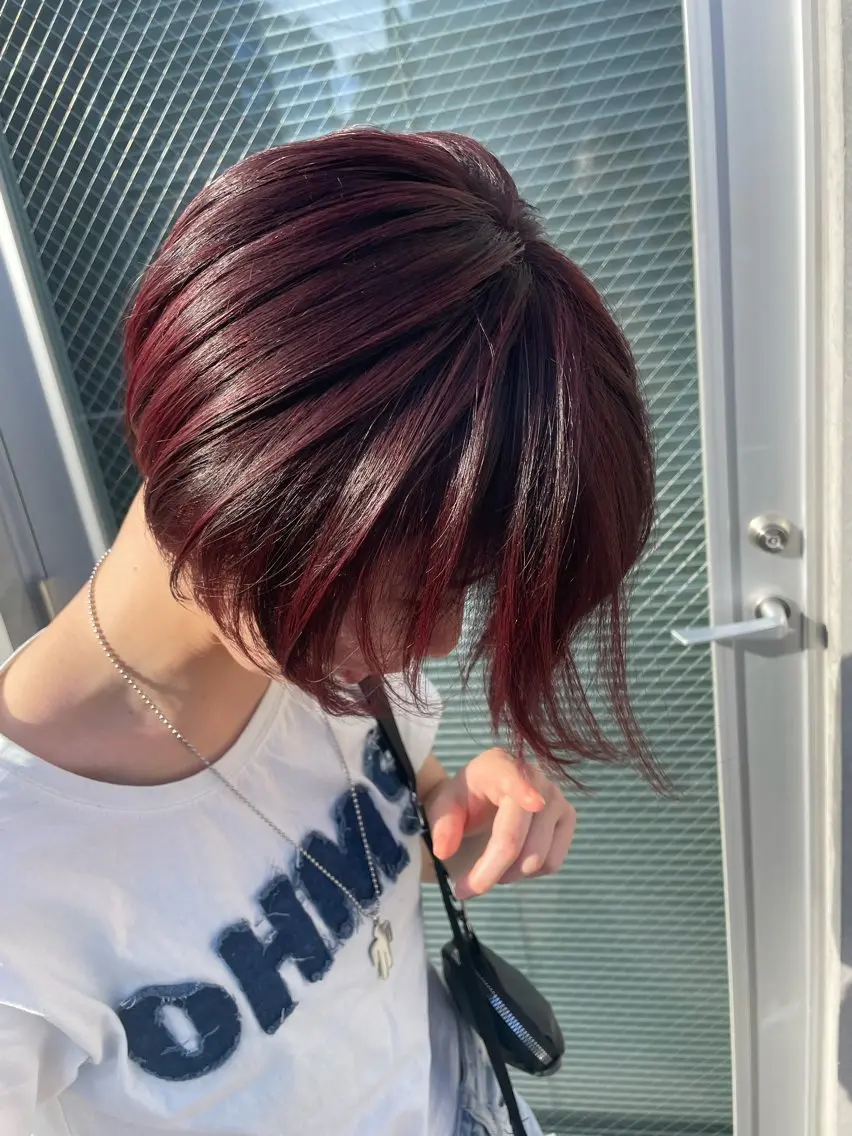 ショート カラー インナーカラー 推し ブリーチ  髪質改善のヘアスタイル
