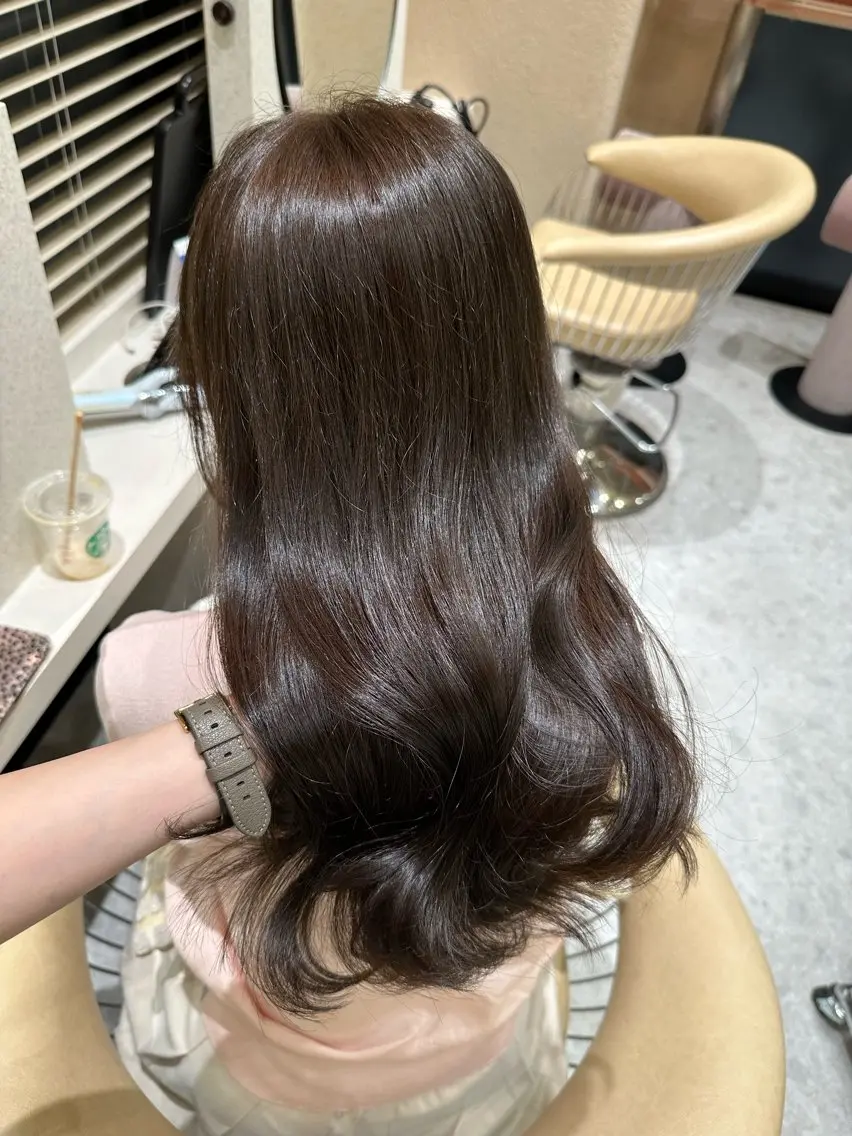 ロング カラー ヘアカラー トリートメント 🤎小顔レイヤー /ベージュ🤎友香のヘアスタイル