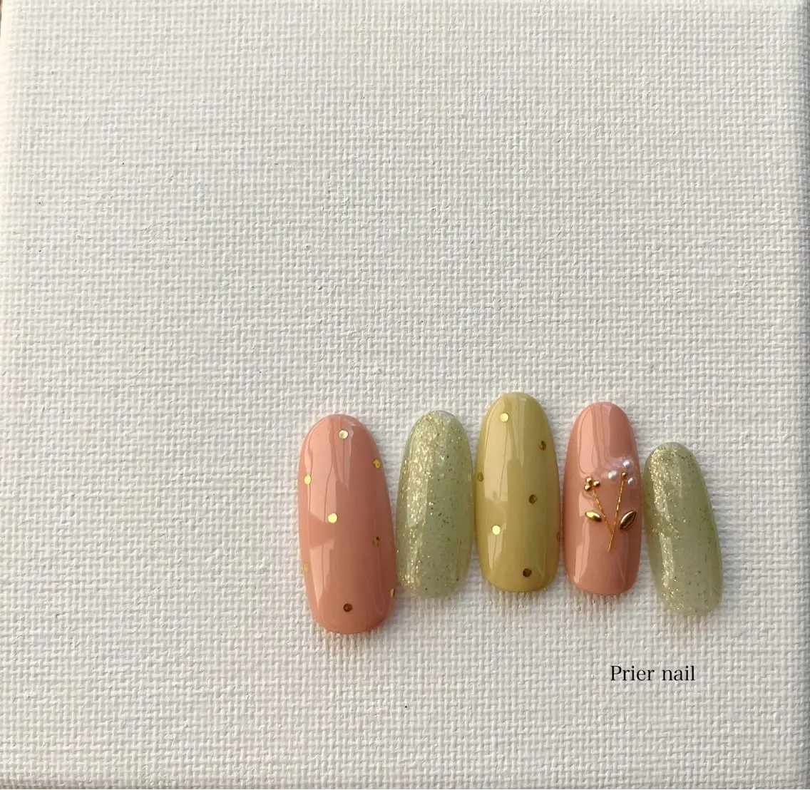 ネイル アートネイル ドット Prier nailのネイルデザイン