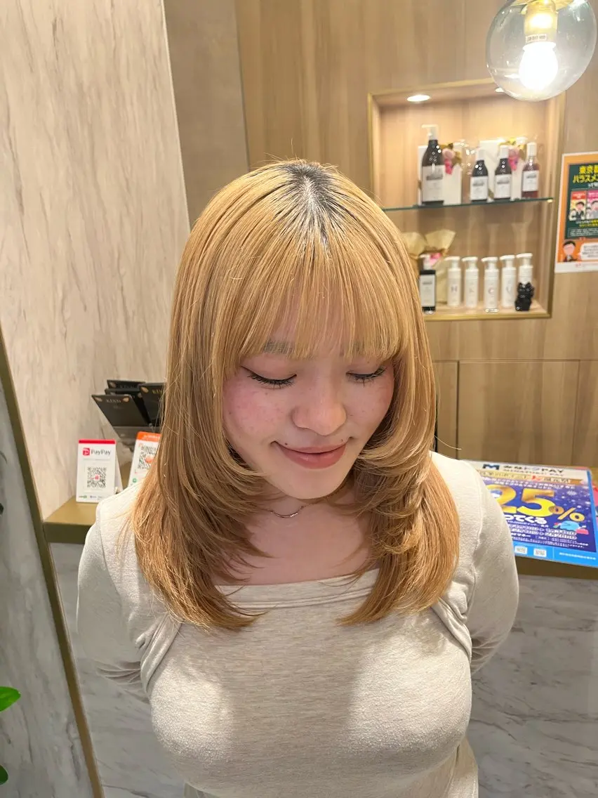 ミディアム ミディアムレイヤー レイヤーカット 🤍KIND 堀川留加🤍のヘアスタイル