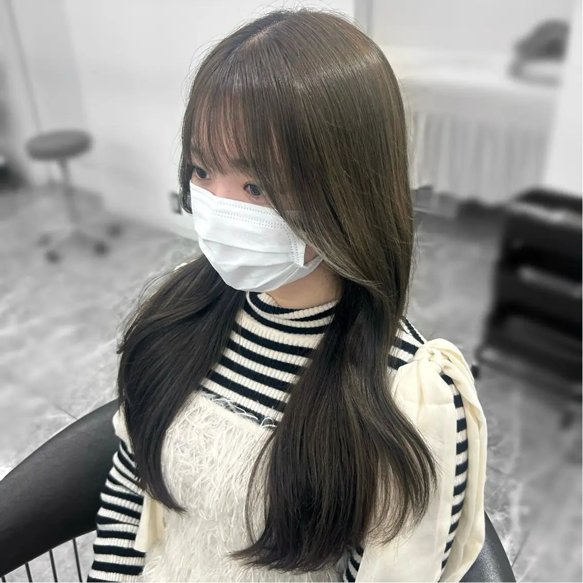ロング カラー ブリーチ 透明感カラー ブリーチなしカラー y u i ★ 梅田美容室のヘアスタイル