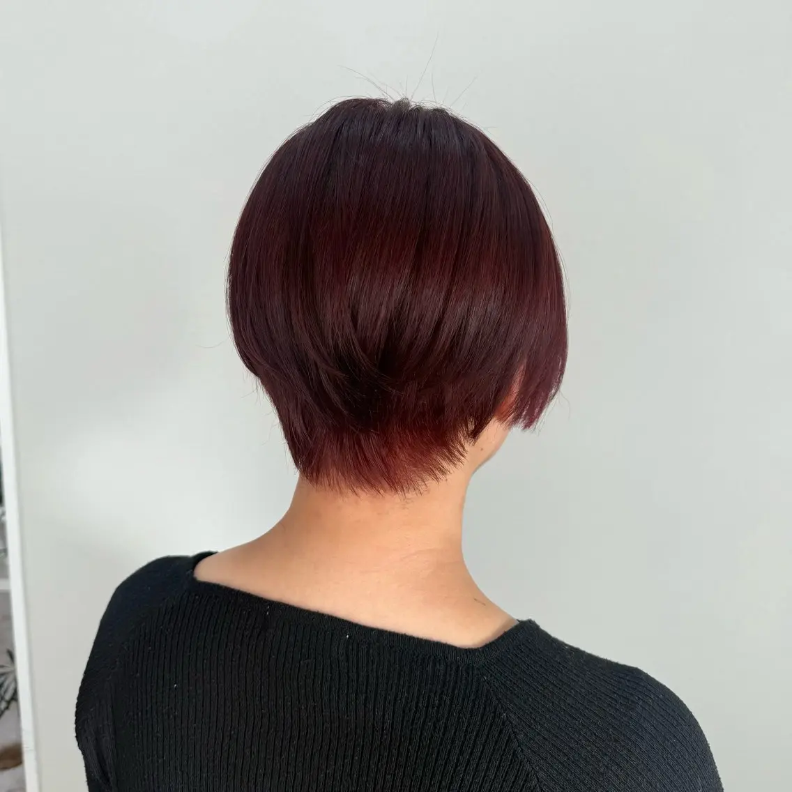 ショート カラー ボブレイヤー ブリーチ 透明感カラー デザインカラー ハイトーンカラー ヘアカラー トリートメント sayuri /大阪・心斎橋美容師のヘアスタイル