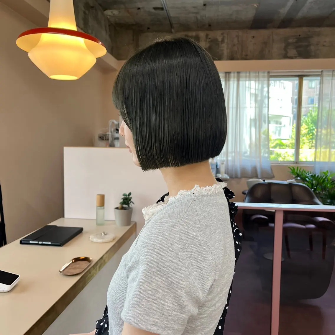 ショート カラー ベージュカラー ブリーチ 透明感カラー ダブルカラー カット ヘアカラー トリートメント 髪質改善カラー/ボブ 🌻Mutsumiのヘアスタイル