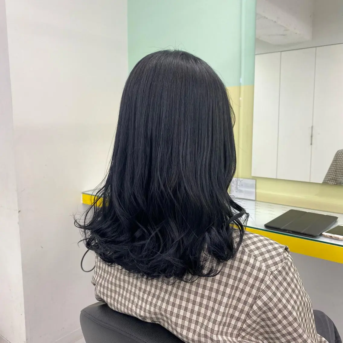 セミロング カラー ヘアアレンジ ヘアカラー トリートメント mai🍑暖色カラー /レイヤー💖のヘアスタイル