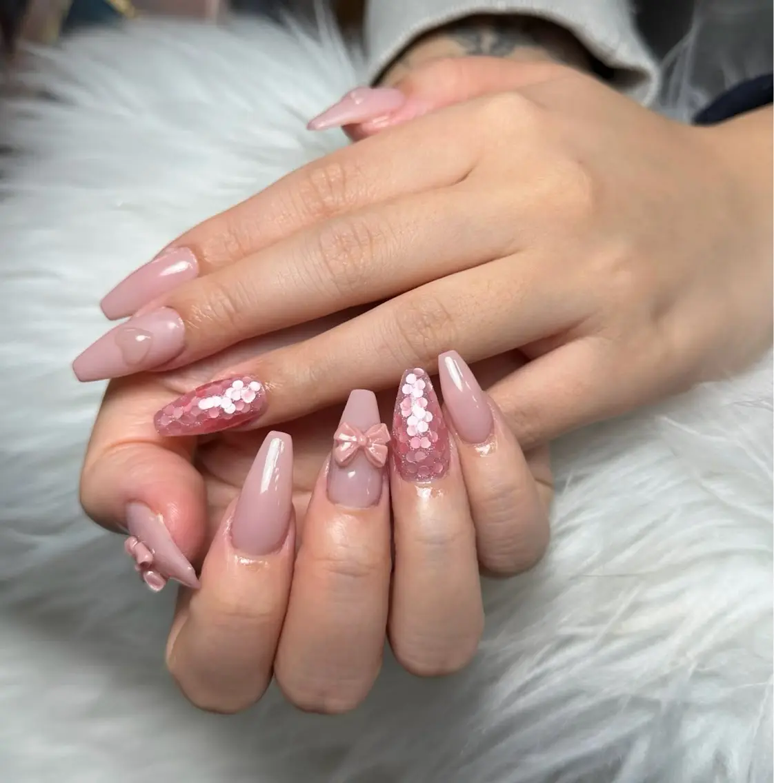 ネイル アートネイル 長さ出し ジェルネイル マグネットネイル ニュアンスネイル ハンドネイル Cloudy Chan Nailのネイルデザイン