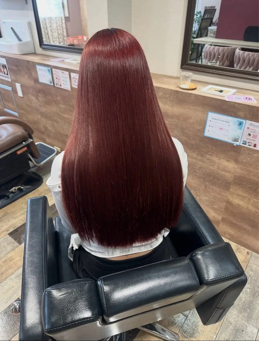 ロング カラー カット ヘアカラー 淡い暖色カラー🩰 girly ♡ ノアのヘアスタイル