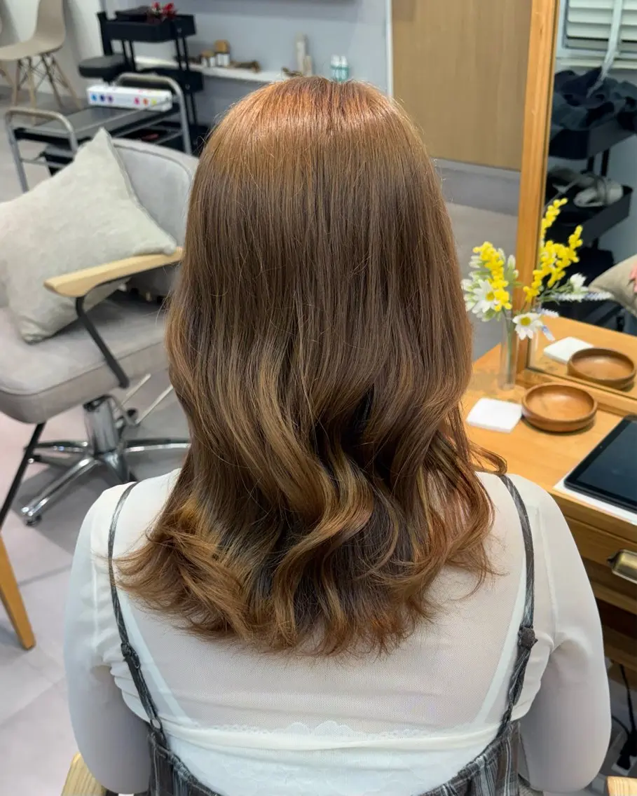 ミディアム カラー ブラウンカラー ヘーゼル ヘアカラー ♦️個室快眠スパ♦️ / 西野 杏🫧のヘアスタイル