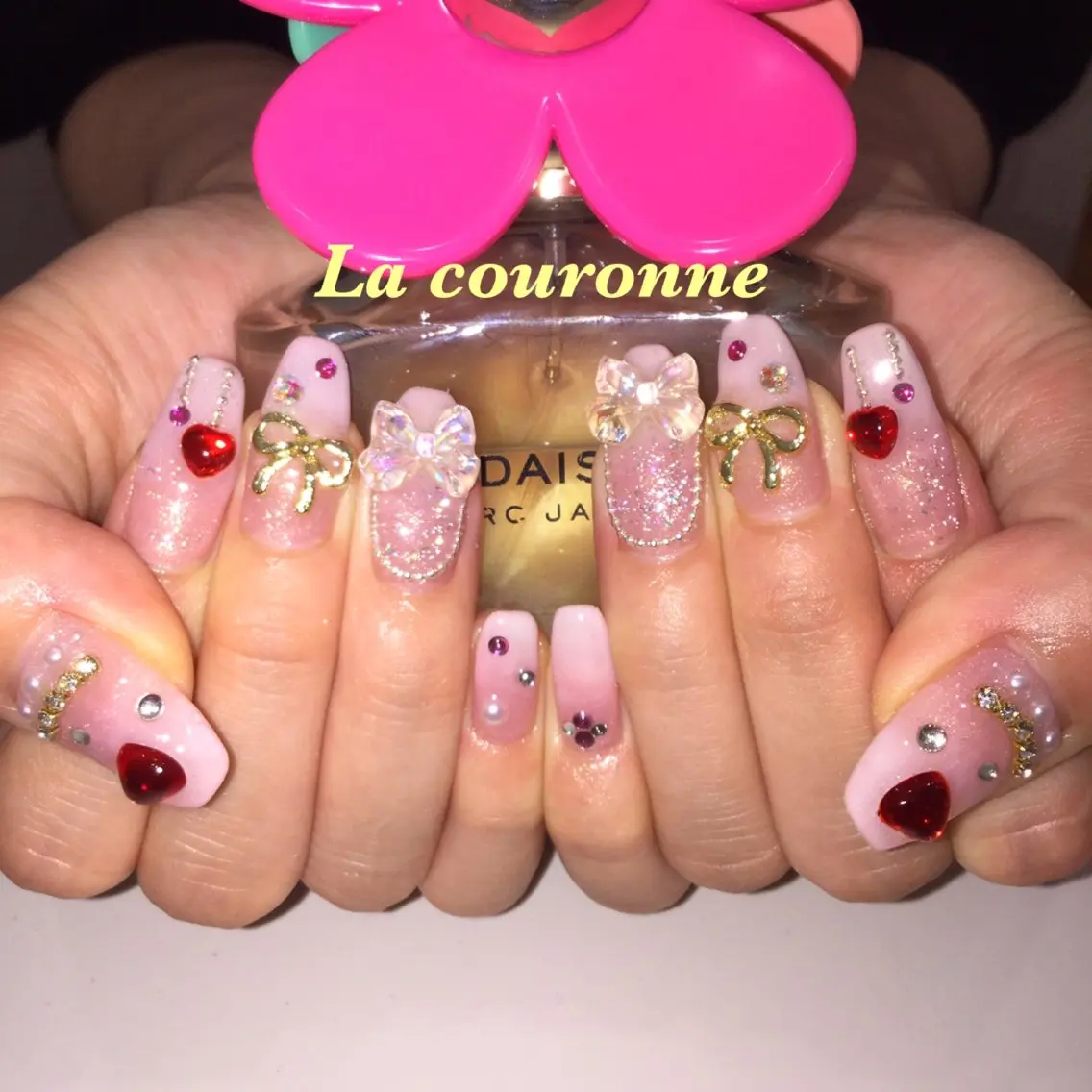 ネイル ハンドネイル Lacouronne NATSUMIのネイルデザイン