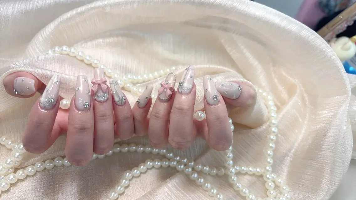 ネイル liora nail yzのネイルデザイン