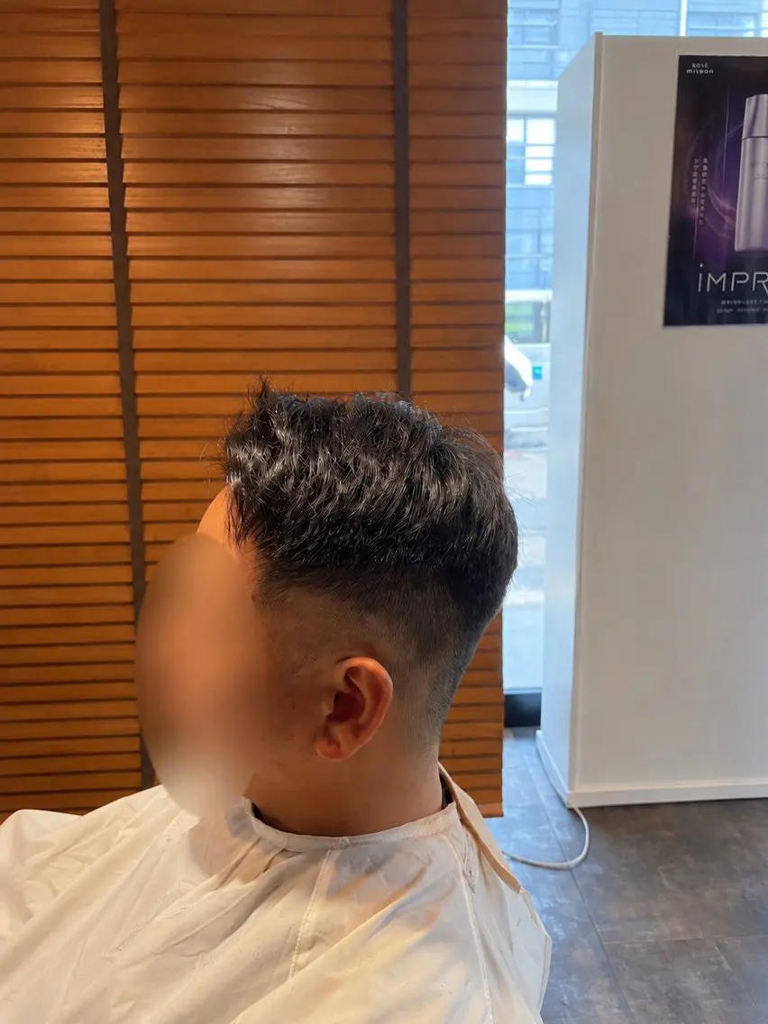 ショート ベリーショート ショートヘア カット 及木 あおいのヘアスタイル