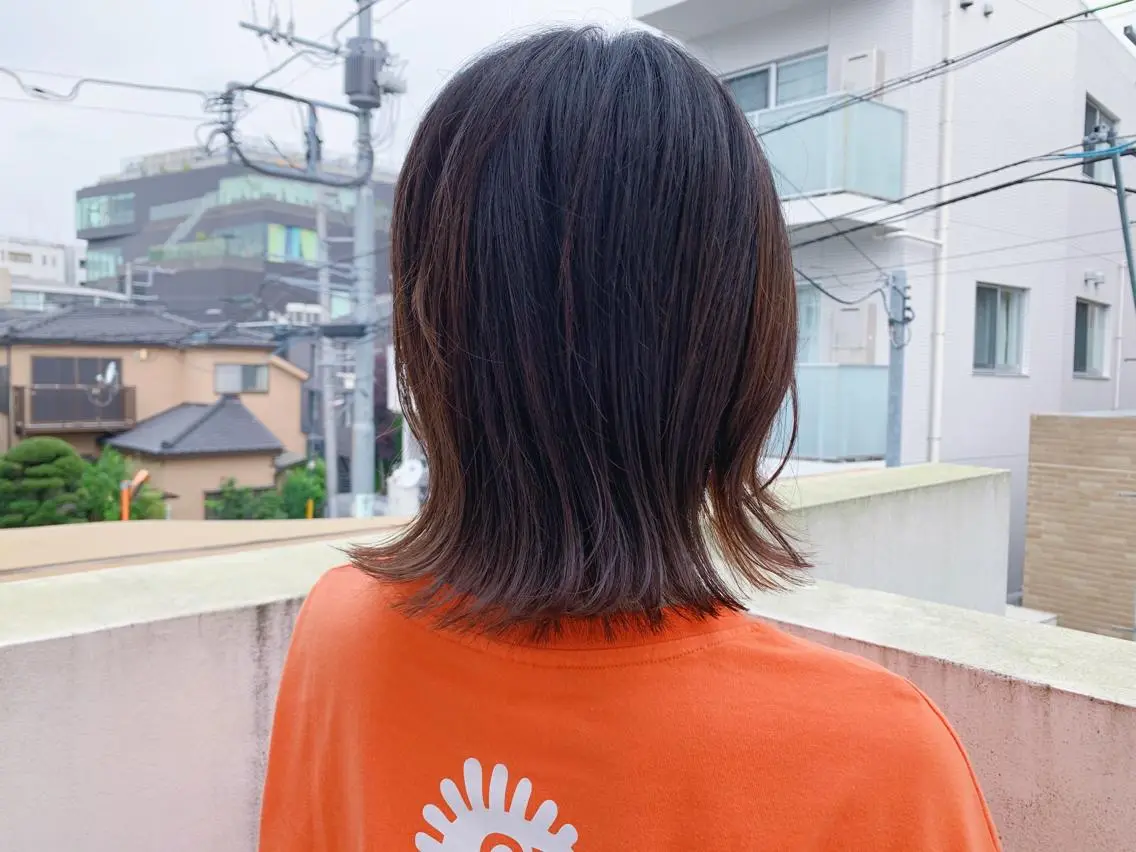 ミディアム カラー カット ヘアカラー トリートメント タカハシ ハヤトのヘアスタイル