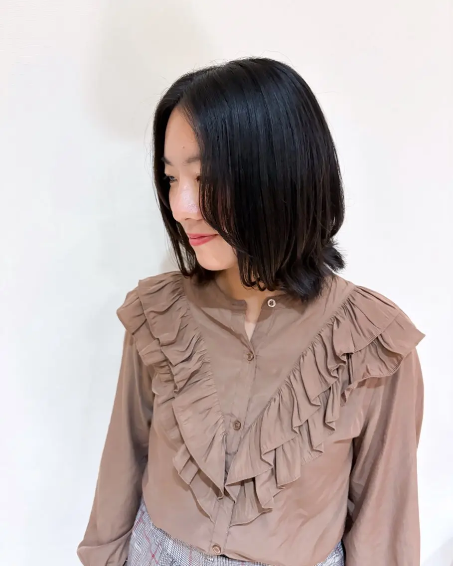 ミディアム 外ハネヘア 石平 暖のヘアスタイル