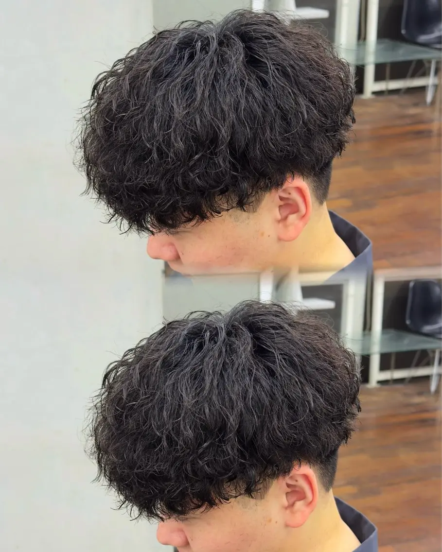 パーマ メンズ 田中 辰弥のヘアスタイル
